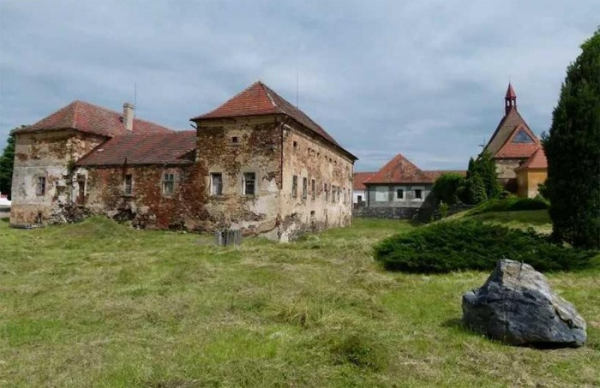 Krajští radní doporučili zastupitelům schválit rozdělení 27 milionů korun na obnovu památek