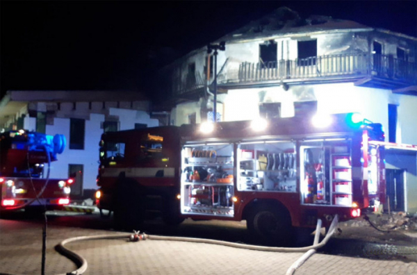 Druhý stupeň poplachu byl vyhlášen při požáru rekonstruovaného domu na okraji Benešova