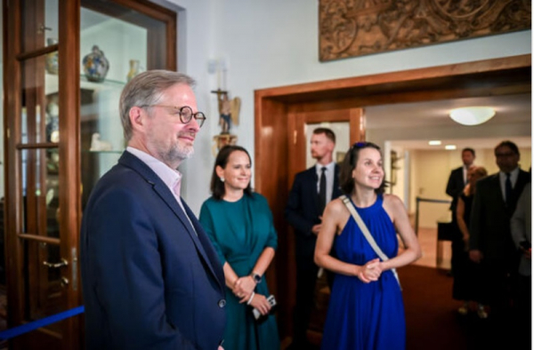 Předseda vlády Petr Fiala: Těší mě velký zájem lidí o návštěvu Benešovy vily
