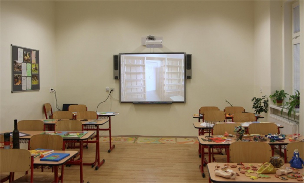 Školy zřizované Středočeským krajem obdrží 23 mil. Kč na odpisy a obnovu ICT